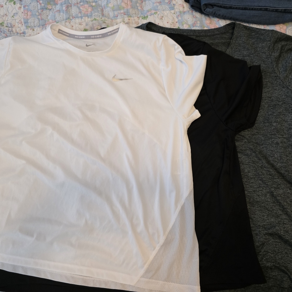 Nike White and Black Athletic Tee